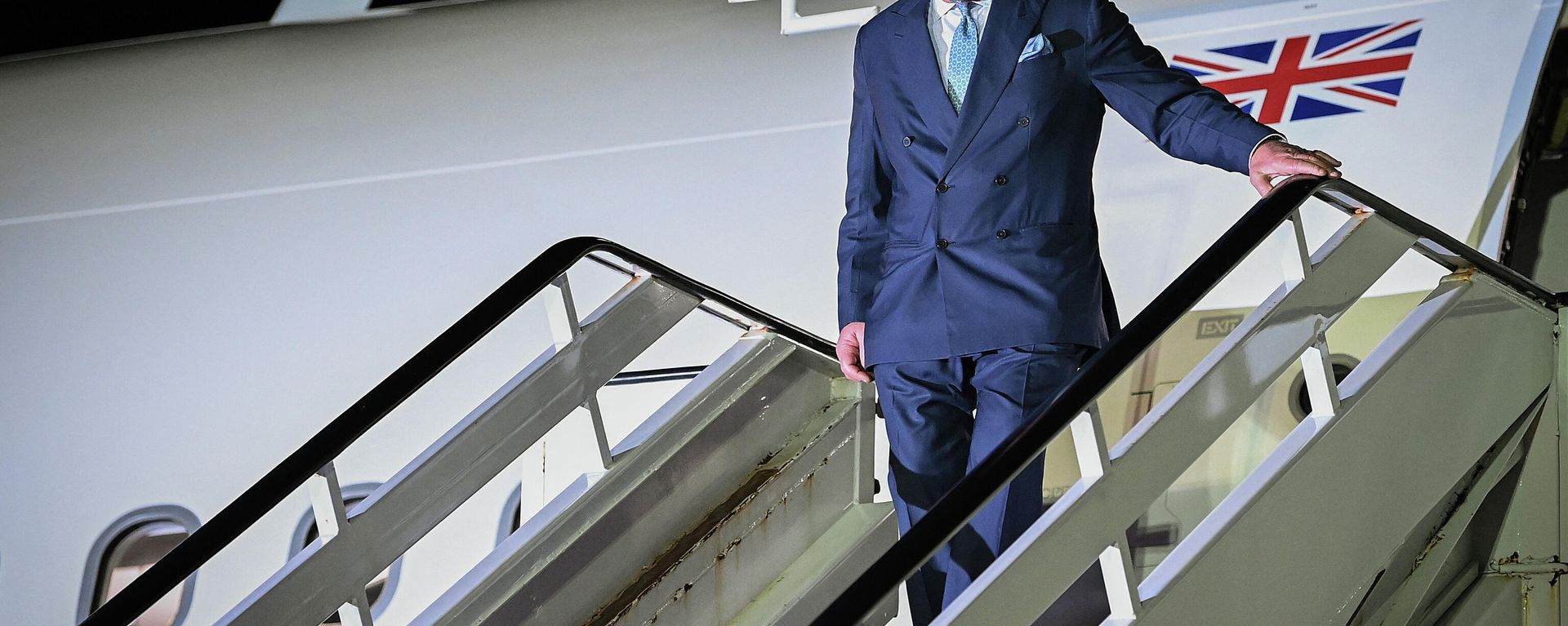 Prince Charles, Prince of Wales arrives at Bridgetown Airport on November 28, 2021 in Bridgetown, Barbados - Sputnik International, 1920, 17.02.2022
