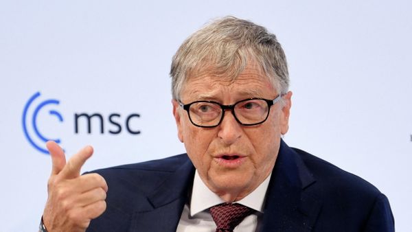 American businessman Bill Gates gestures during the annual Munich Security Conference, in Munich, Germany February 18, 2022. - Sputnik International