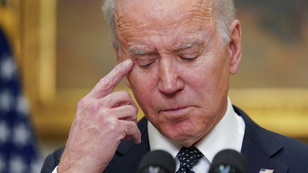 U.S. President Joe Biden delivers remarks on his administration's efforts to pursue deterrence and diplomacy in response to Russia’s military buildup on the border of Ukraine, from the White House in Washington, U.S., February 18, 2022.   - Sputnik International