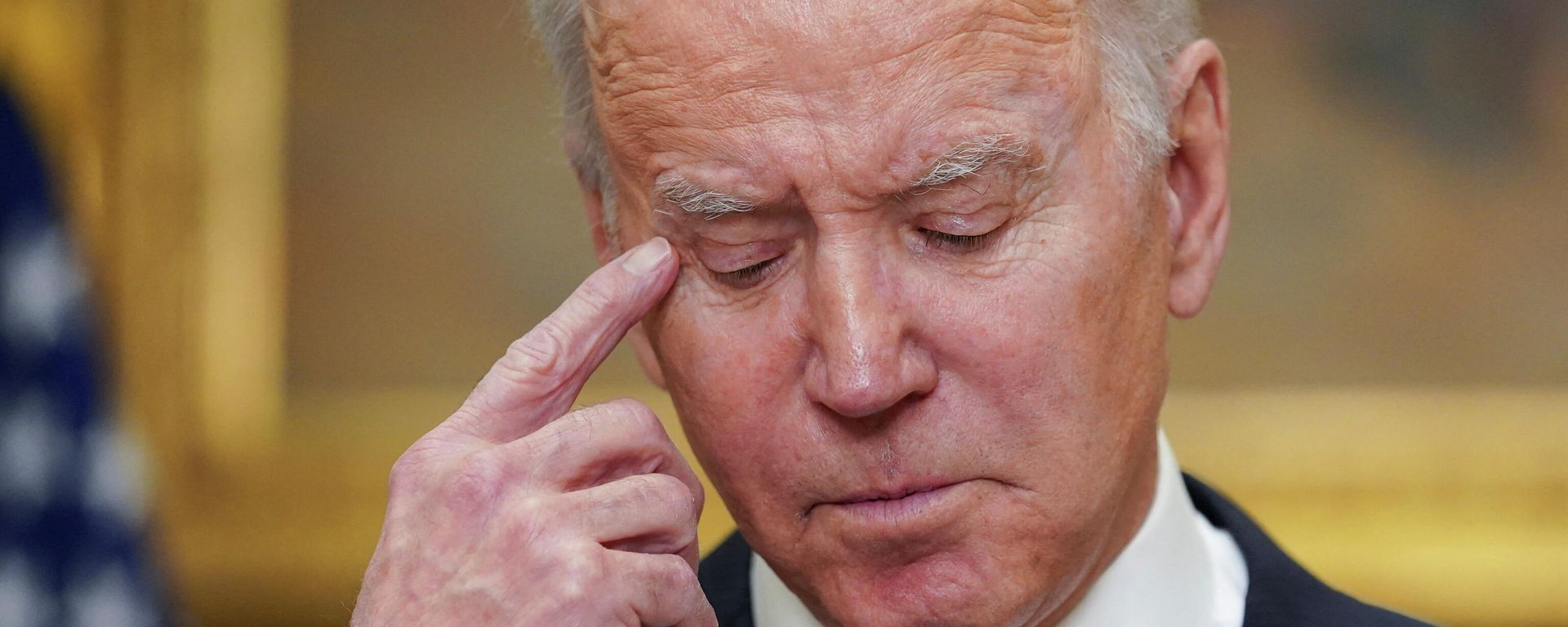 U.S. President Joe Biden delivers remarks on his administration's efforts to pursue deterrence and diplomacy in response to Russia’s military buildup on the border of Ukraine, from the White House in Washington, U.S., February 18, 2022.   - Sputnik International, 1920, 18.02.2022