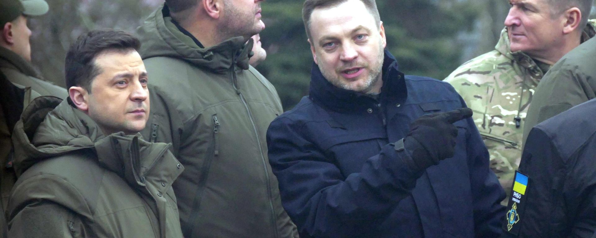 Ukrainian President Volodymyr Zelensky (far left) observes Ukrainian military drills near Crimea, Russia, 12 February, 2022. - Sputnik International, 1920, 21.02.2022