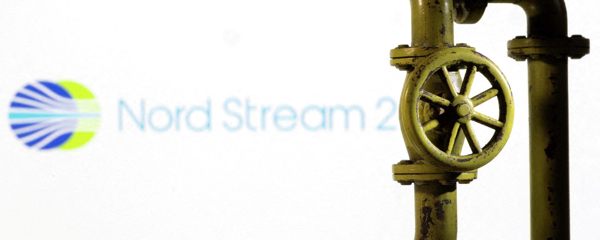 A 3D printed natural gas pipeline is placed in front of displayed Nord Stream 2 logo in this illustration taken, February 8, 2022 A 3D printed natural gas pipeline is placed in front of displayed Nord Stream 2 logo in this illustration taken, February 8, 2022 - Sputnik International, 1920, 24.02.2022