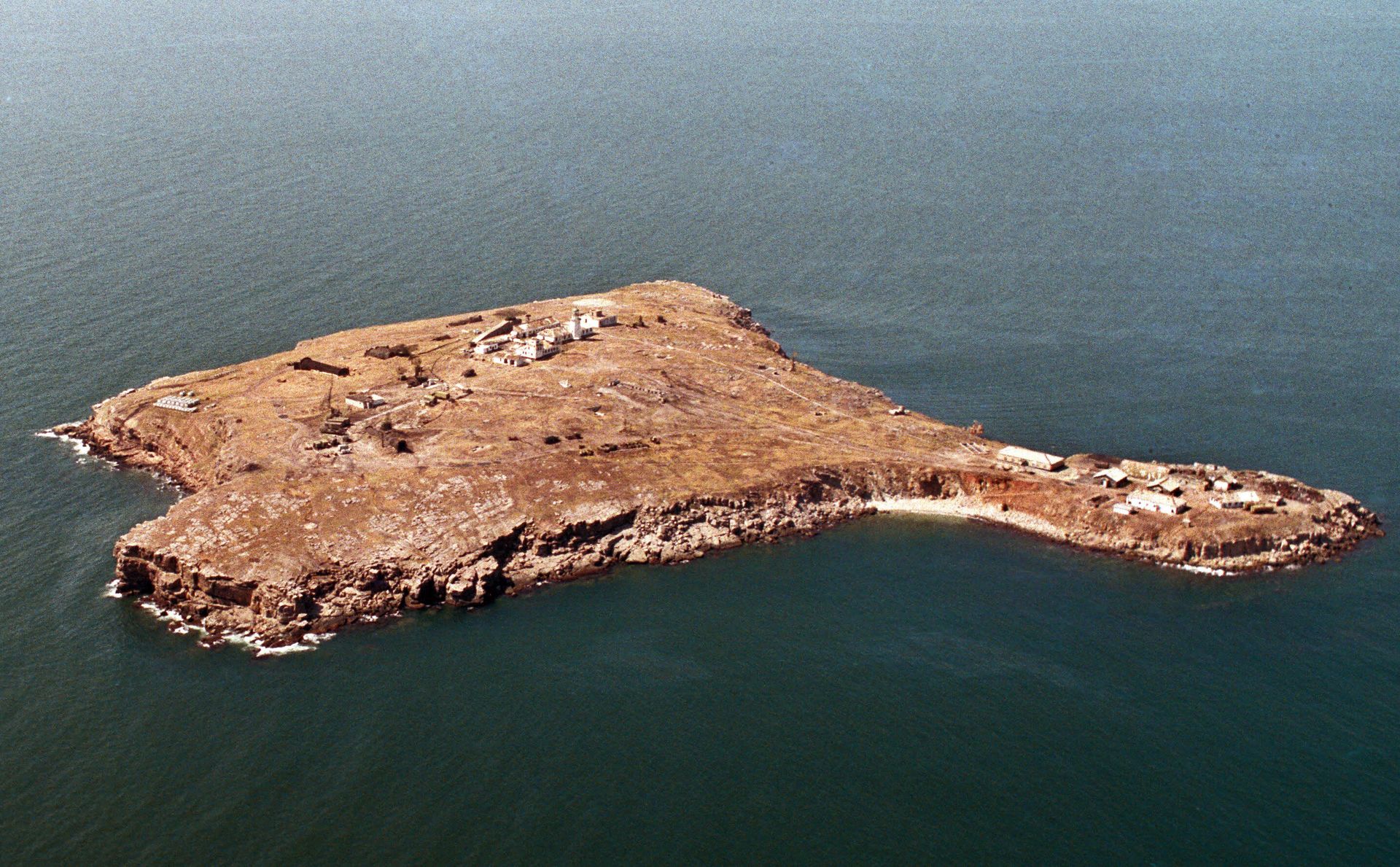 (FILES) A picture taken on September 2005 shows Ukraine's Black Sea Serpents' Island which was owned by Romania until 1948 when it was ceded to the then-Soviet Union. - Sputnik International, 1920, 01.03.2022