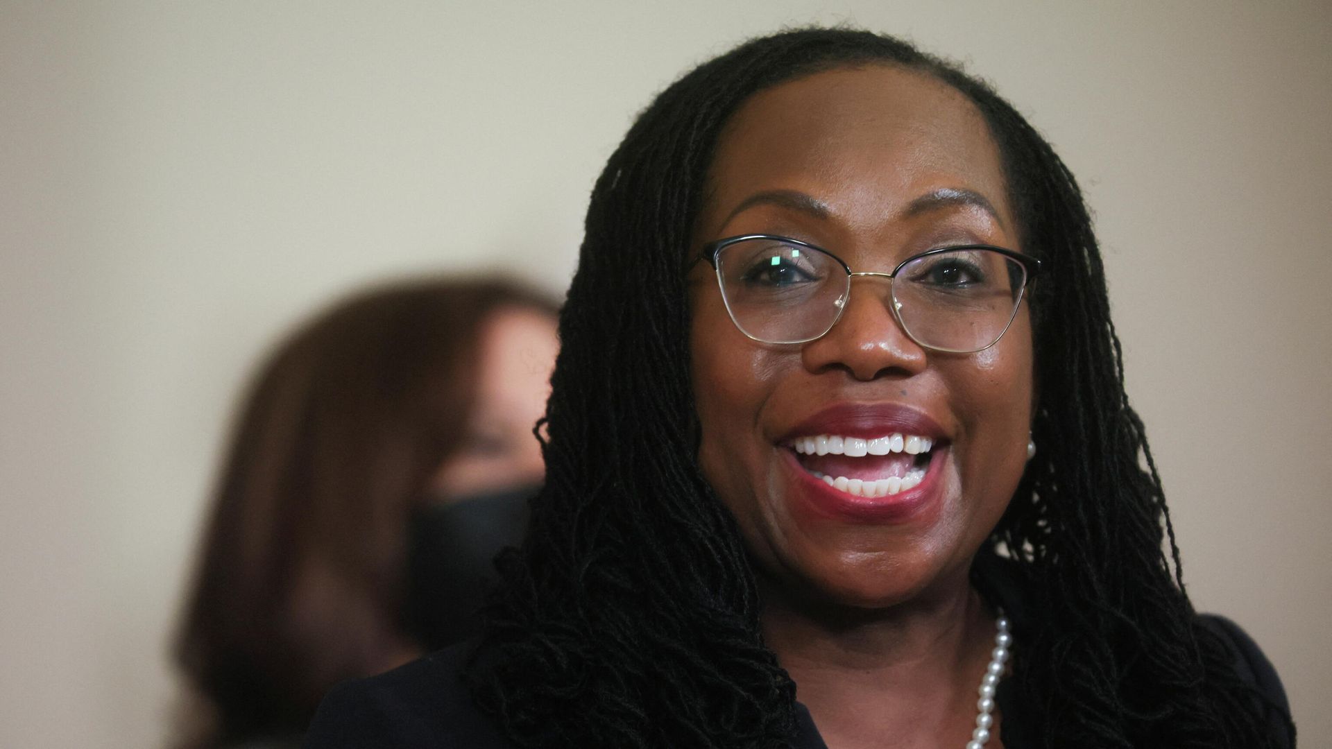 U.S. Appeals Court Judge Ketanji Brown Jackson smiles as she accepts U.S. President Joe Biden's nomination to be a U.S. Supreme Court Associate Justice and the first Black woman to serve on the court, at the White House in Washington, U.S., February 25, 2022. U.S. Appeals Court Judge Ketanji Brown Jackson smiles as she accepts U.S. President Joe Biden's nomination to be a U.S. Supreme Court Associate Justice and the first Black woman to serve on the court, at the White House in Washington, U.S., February 25, 2022. - Sputnik International, 1920, 21.03.2022