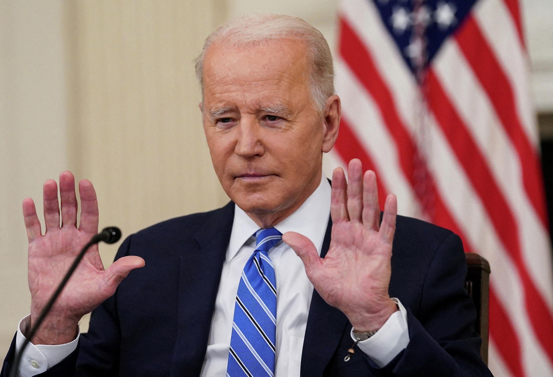 U.S. President Joe Biden reacts to questions about U.S. Supreme Court Justice Stephen Breyer after it was reported Breyer will retire at the end of the court's current term, as he hosts chief executives of major U.S. companies at the White House in Washington, U.S., January 26, 2022. - Sputnik International, 1920, 10.03.2022