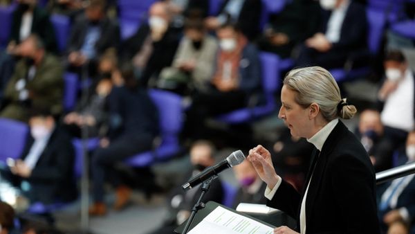 Parliamentary group co-leader of the far-right Alternative for Germany (AfD) party Alice Weidel speaks during an extraordinary session of the Bundestag (lower house of parliament) on February 27, 2022 in Berlin - Sputnik International