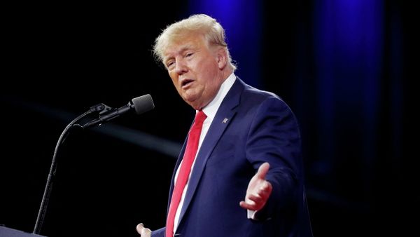 Former U.S. President Donald Trump speaks during the Conservative Political Action Conference (CPAC) in Orlando, Florida, U.S. February 26, 2022. - Sputnik International
