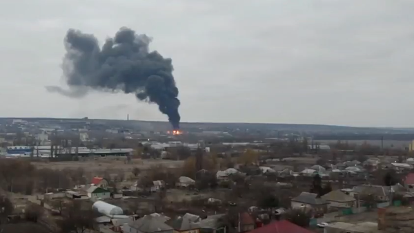 Lugansk oil depot - Sputnik International