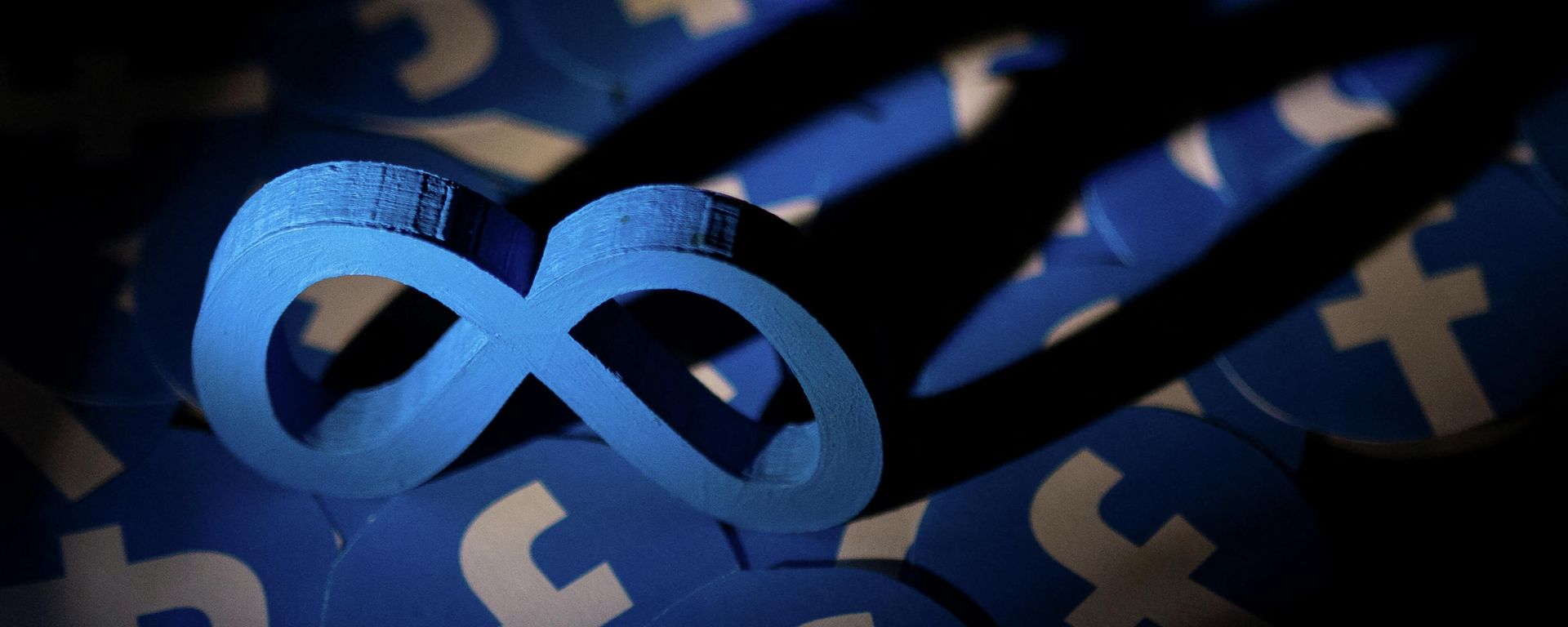 Meta and Facebook logos are seen in this illustration taken February 15, 2022 - Sputnik International, 1920, 11.03.2022