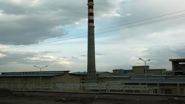 In this picture taken  April 9, 2009  the  exterior view of Iran's Uranium Conversion Facility  outside the city of Isfahan, 255 miles (410 kilometers) south of the capital Tehran is photographed. - Sputnik International