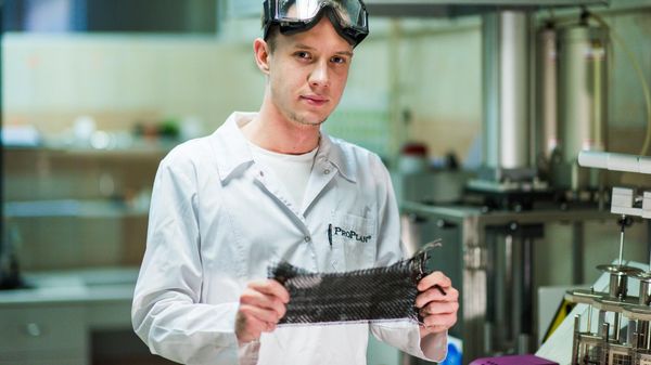 Ilya Larin, a graduate of iPhD Biomaterial Science at the National University of Science and Technology “MISiS” - Sputnik International