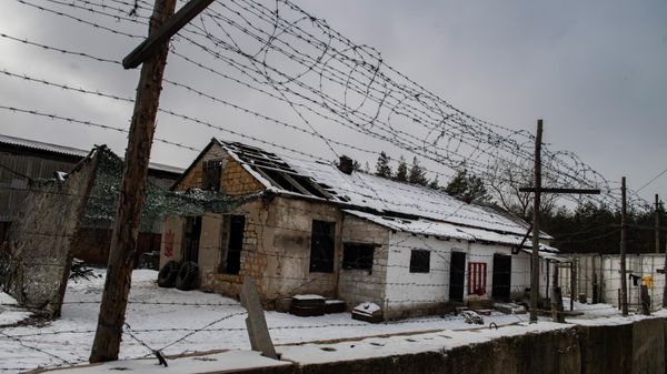 Territory of a former prison operated by Aidar set up in an abandoned sausage factory. - Sputnik International