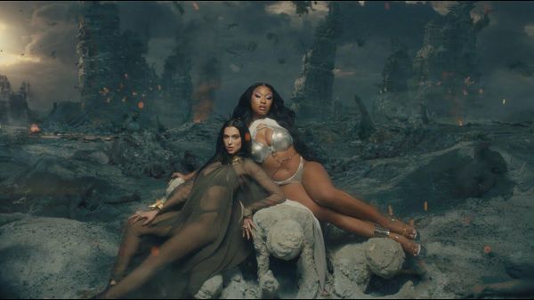 Megan Thee Stallion & Dua Lipa - Sweetest Pie  - Sputnik International