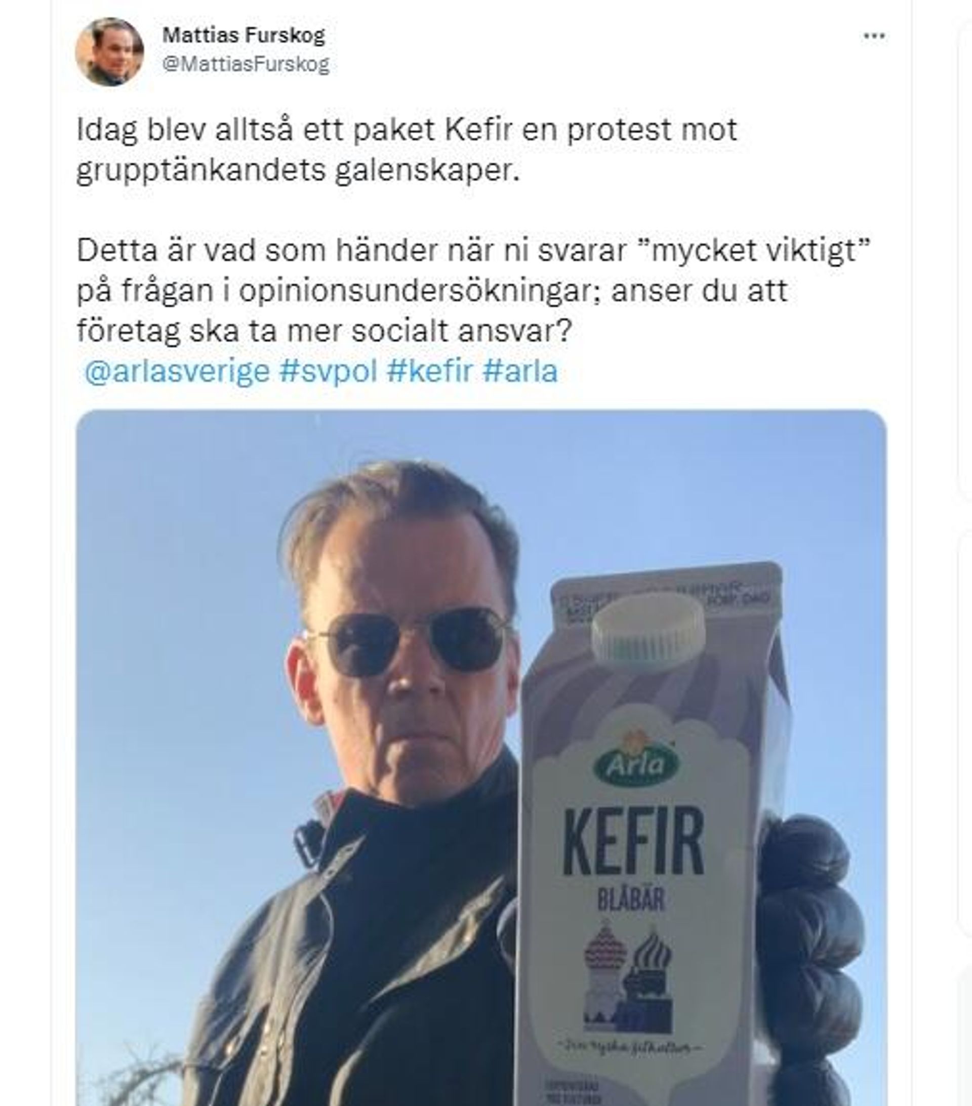 Users discussing Arla's decision to stop Kefir over Russian associations - Sputnik International, 1920, 22.03.2022
