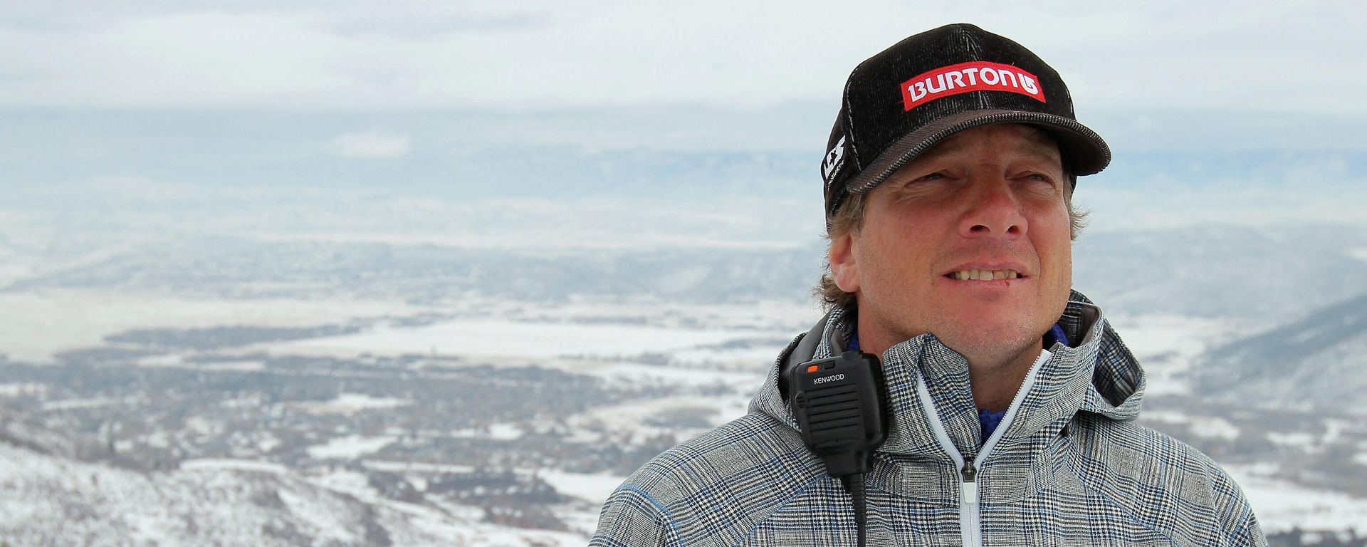 PARK CITY, UT - FEBRUARY 10: Peter Foley, U.S. Snowboarding Head Coach, watches training prior to snowboard cross qualification during the Sprint U.S. Grand Prix at The Canyons Ski Resort on February 10, 2012 in Park City, Utah - Sputnik International, 1920, 23.03.2022