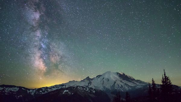 Rainier and Milky Way - Sputnik International