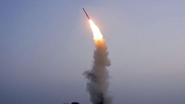 This picture taken on September 30, 2021 and released from North Korea's official Korean Central News Agency (KCNA) on October 1 shows a test-fire of a newly developed anti-aircraft missile carried out by the Academy of Defence Science of the DPRK.  - Sputnik International