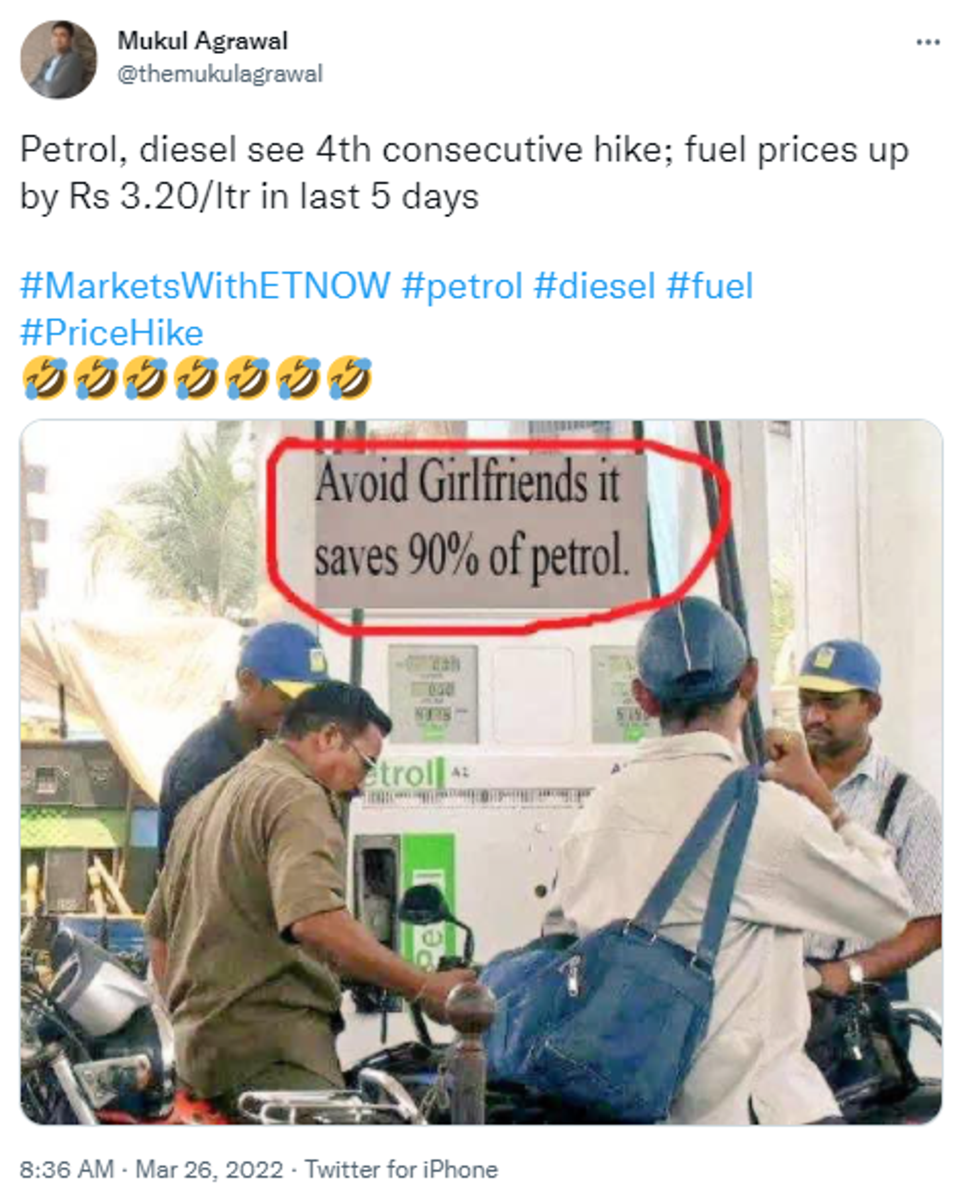 A social media user provides a hilarious solution to soaring fuel prices. - Sputnik International, 1920, 26.03.2022