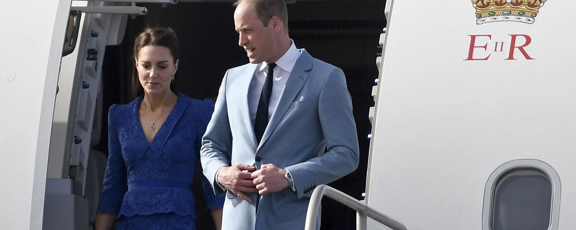 In this file photo taken on March 19, 2022 Britain's Prince William, Duke of Cambridge, and Britain's Catherine, Duchess of Cambridge, arrive at Belize City's International Airport at the start of their Caribbean tour - Sputnik International, 1920, 26.03.2022