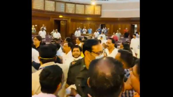 Several lawmakers were left injured in India's West Bengal legislative assembly on Monday when a scuffle broke out between members of the ruling Trinamool Congress (TMC) and its archrival Bharatiya Janata Party (BJP) after the latter sought a discussion about killings in the Birbhum district. Several lawmakers were left injured in India's West Bengal legislative assembly on Monday when a scuffle broke out between members of the ruling Trinamool Congress (TMC) and its archrival Bharatiya Janata Party (BJP) after the latter sought a discussion about killings in the Birbhum district. - Sputnik International