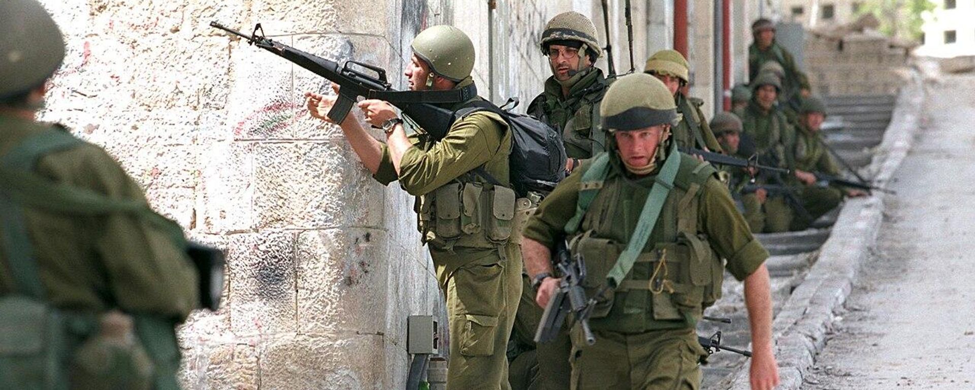IDF Soldiers in Nablus during operation Defense Shield  - Sputnik International, 1920, 06.08.2022