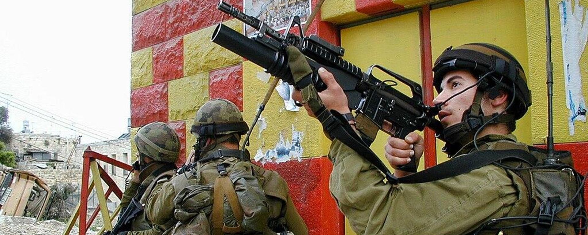 IDF Soldiers in Nablus during operation Defense Shield IDF Soldiers in Nablus during operation Defense Shield - Sputnik International, 1920, 10.10.2023