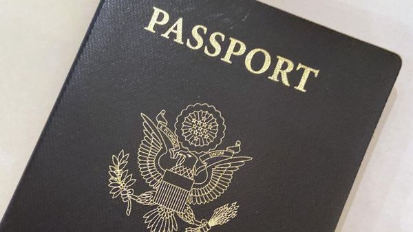  This May 25, 2021 file photo shows a U.S. Passport cover in Washington. The United States has issued its first passport with an “X” gender designation - Sputnik International