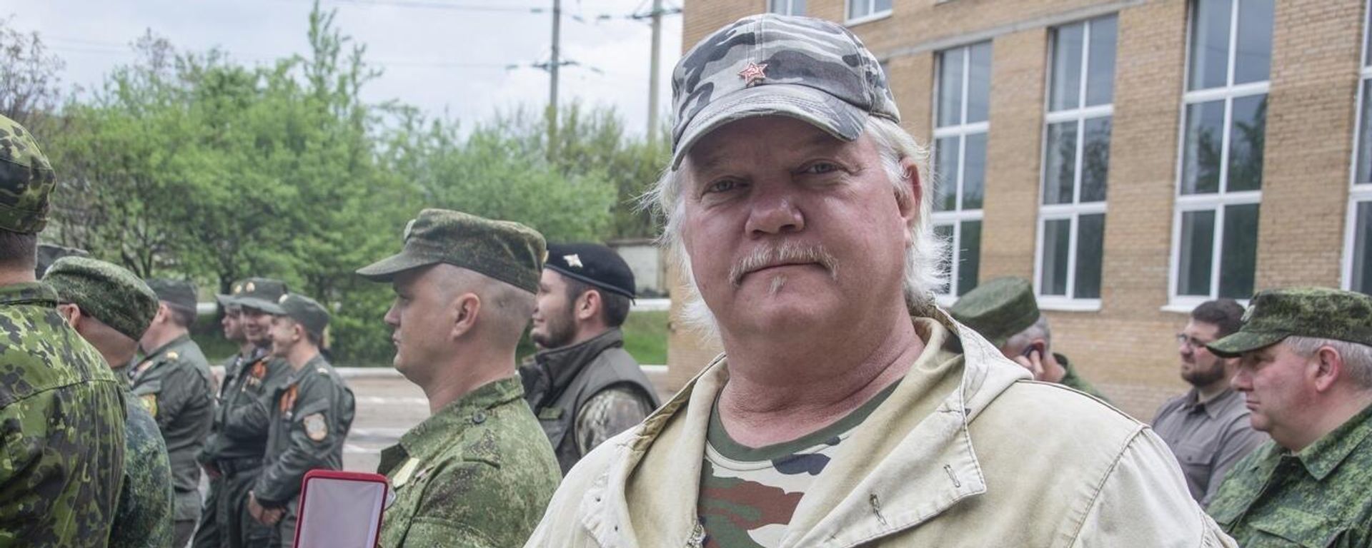 Russell Bentley, a volunteer fighter and blogger from the US in Donetsk People's Republic - Sputnik International, 1920, 12.04.2024