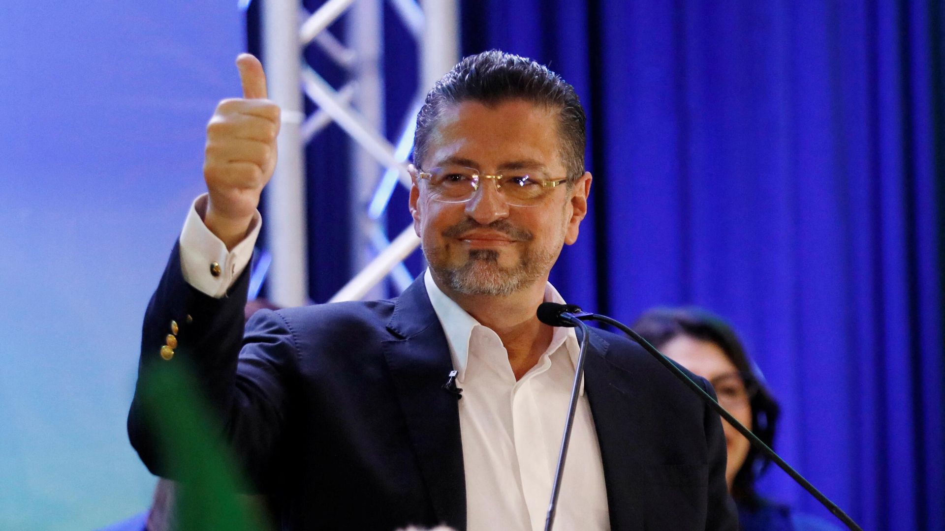 Rodrigo Chaves speaks after winning Costa Rica's run-off presidential election against former President Jose Maria Figueres, in San Jose, Costa Rica 3 April, 2022. - Sputnik International, 1920, 04.04.2022