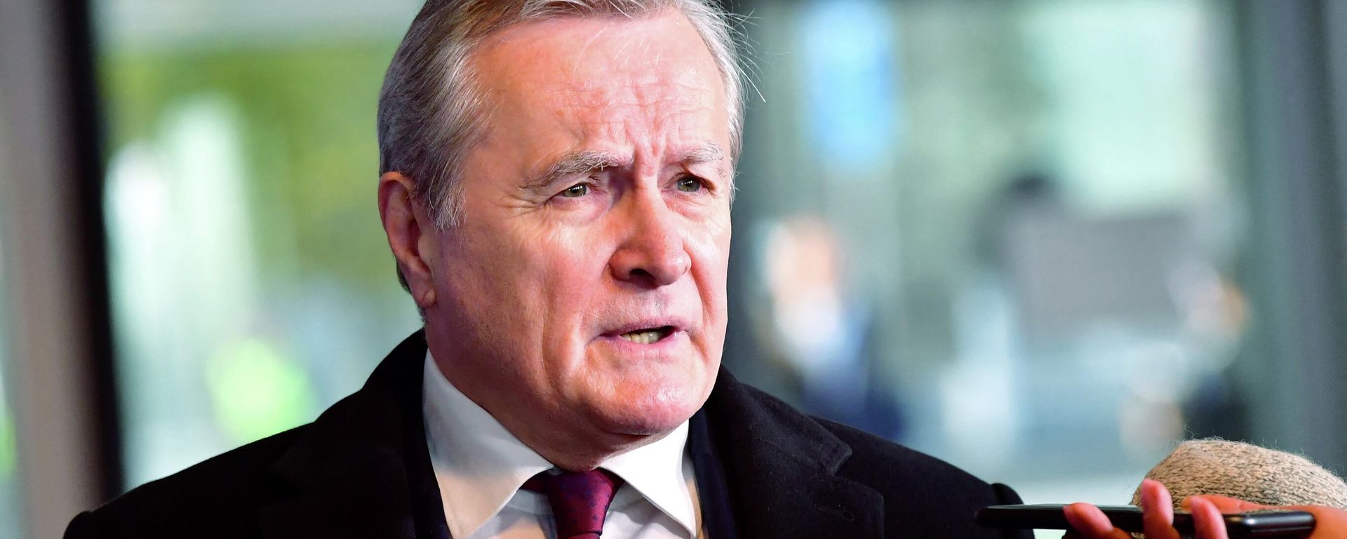 Poland's Deputy Prime Minister and Minister of Culture Piotr Glinski gives a statement as he arrives to attend the Malmo International Forum on Holocaust Remembrance and Combating Antisemitism, in Malmo, Sweden, on October 13, 2021 - Sputnik International, 1920, 04.04.2022