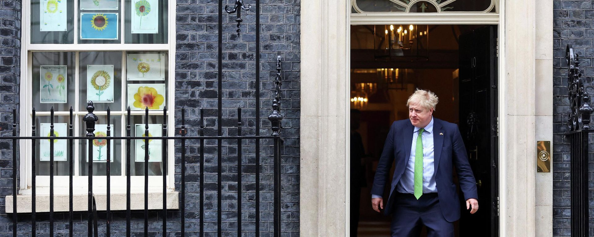 British Prime Minister Boris Johnson walks outside Downing Street ahead of meeting Swedish Prime Minister Magdalena Andersson, in London, Britain March 15, 2022 - Sputnik International, 1920, 06.04.2022