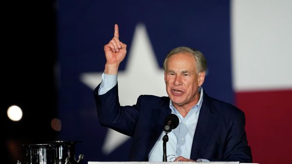 Texas Gov. Greg Abbott speaks during a primary election night event, Tuesday, March 1, 2022, in Corpus Christi, Texas. - Sputnik International