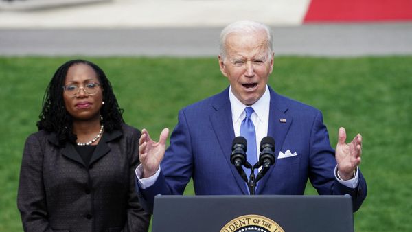 U.S. President Joe Biden delivers remarks on Judge Ketanji Brown Jackson’s confirmation as the first Black woman to serve on the U.S. Supreme Court, as she stands at his side during a celebration event on the South Lawn at the White House in Washington, U.S., April 8, 2022. - Sputnik International