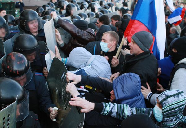 The end of February witnesses the start of mass protests by the opponents of the Euromaidan.From the end of February 2014 onward, regions in eastern and south-eastern Ukraine are overwhelmed with mass protests against the actions of far-right radicals in Kiev and discrimination of Russian-speaking citizens. Protests are held under pro-Russian, anti-government and pro-federalisation slogans. People demand that the new authorities take their interests, and close ties to Russia, into account. The end of February witnesses the start of mass protests by the opponents of the Euromaidan.From the end of February 2014 onward, regions in eastern and south-eastern Ukraine are overwhelmed with mass protests against the actions of far-right radicals in Kiev and discrimination of Russian-speaking citizens. Protests are held under pro-Russian, anti-government and pro-federalisation slogans. People demand that the new authorities take their interests, and close ties to Russia, into account. - Sputnik International