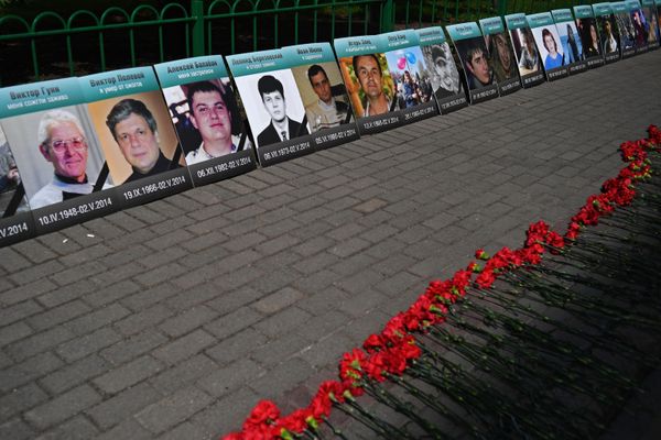 May 2014: Odessa, Ukraine’s third most populous city and a major Black Sea coast transport hub, is overrun with protests. Supporters and opponents of the Euromaidan clash in the city centre. During the unrest, neo-Nazi radicals drive anti-Maidan forces into the House of Trade Unions building, setting it ablaze. According to official figures, 48 people are killed, most of them burned alive inside the building. Those who manage to escape are finished off by radicals waiting outside.The Odessa Trade Unions tragedy is broadly considered a point of no return in the Ukrainian crisis, and the trigger for the subsequent events of the ‘Russian Spring’ – the 2014 pro-Russian unrest in Ukraine.2 May 2014: People are burned alive in the Odessa Trade Unions building. The event serves as a point of no return. May 2014: Odessa, Ukraine’s third most populous city and a major Black Sea coast transport hub, is overrun with protests. Supporters and opponents of the Euromaidan clash in the city centre. During the unrest, neo-Nazi radicals drive anti-Maidan forces into the House of Trade Unions building, setting it ablaze. According to official figures, 48 people are killed, most of them burned alive inside the building. Those who manage to escape are finished off by radicals waiting outside.The Odessa Trade Unions tragedy is broadly considered a point of no return in the Ukrainian crisis, and the trigger for the subsequent events of the ‘Russian Spring’ – the 2014 pro-Russian unrest in Ukraine.2 May 2014: People are burned alive in the Odessa Trade Unions building. The event serves as a point of no return. - Sputnik International