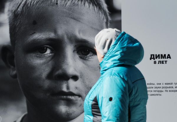 Dima, 8 years old. "On the day the conflict started, he and his mother were walking in the park. When they heard the sound of explosions, they thought it was firecrackers exploding. But they soon realised that the fire was coming from aircraft". - Sputnik International