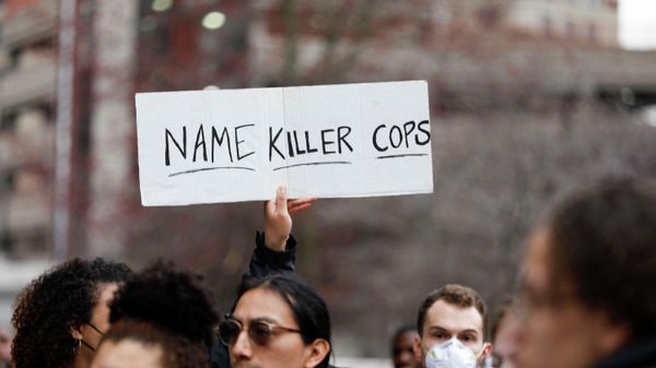 GRAND RAPIDS, MI - APRIL 13: Protesters demonstrate against the police shooting of Patrick Lyoya on April 13, 2022 in Grand Rapids, Michigan. - Sputnik International