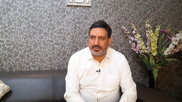 Sheikh Ashiq is the president of the Kashmir Chamber of Commerce and Industry - Sputnik International
