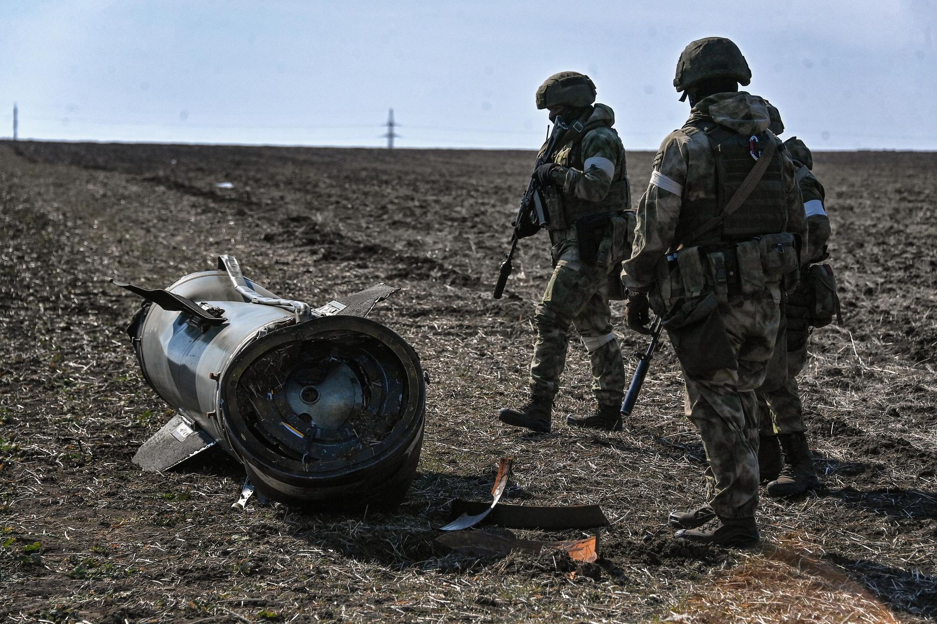 Parts of Ukraine's 'Tochka-U' missile shot down outside Berdyansk, March 2022. - Sputnik International, 1920, 19.04.2022