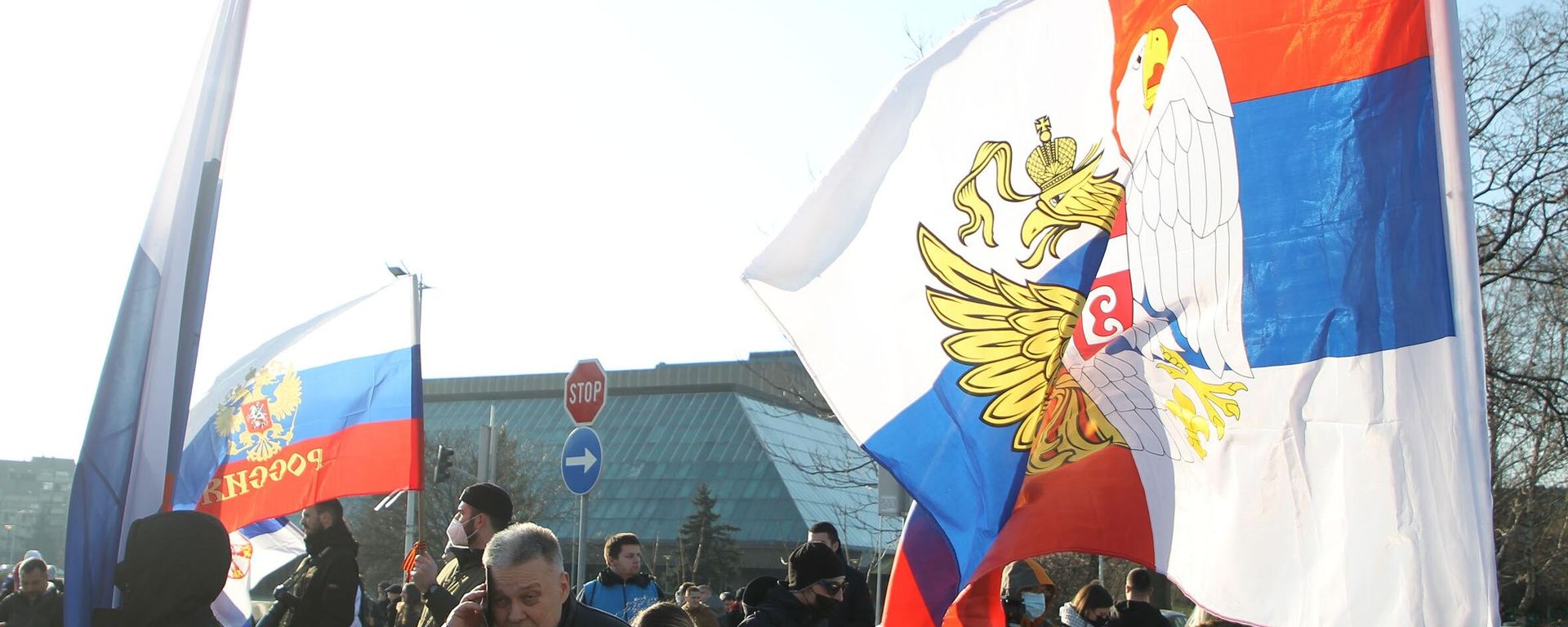 A rally in support of Russia in Serbia's Belgrade, 13 March 2022 - Sputnik International, 1920, 16.09.2026