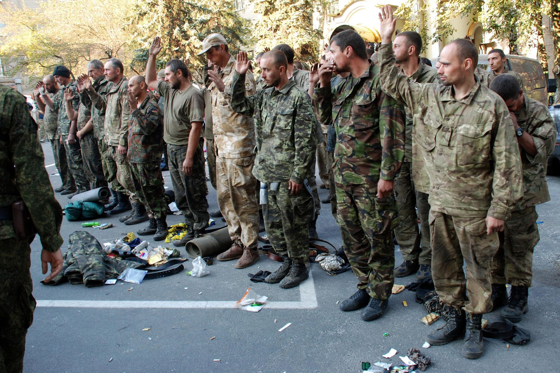 Ukrainian PoWs from the encirclement near Ilovaisk, Donetsk People's Republic. August 2014. - Sputnik International, 1920, 16.04.2022