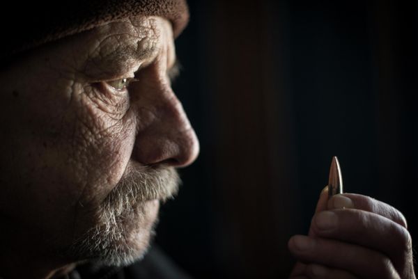A resident in his flat in the Kievsky district of Donetsk. - Sputnik International