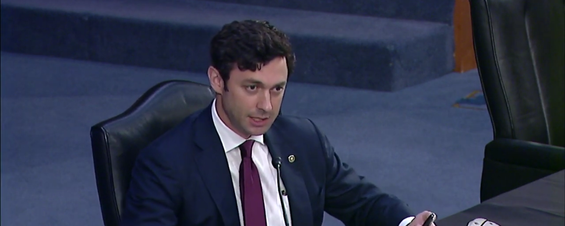 US Sen. Joe Ossoff (D-GA), chair of the US Senate Permanent Subcommittee on Investigations - Sputnik International, 1920, 19.04.2022