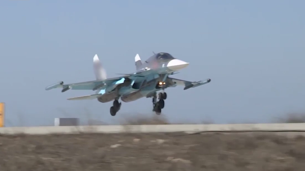 The Russian Defence Ministry has published footage of an Su-34 strike against fortified facilities of Ukrainian nationalists - Sputnik International