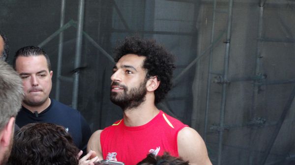 Mohamed Salah signs autographs for fans in Charlotte, NC. Mohamed Salah signs autographs for fans in Charlotte, NC. - Sputnik International