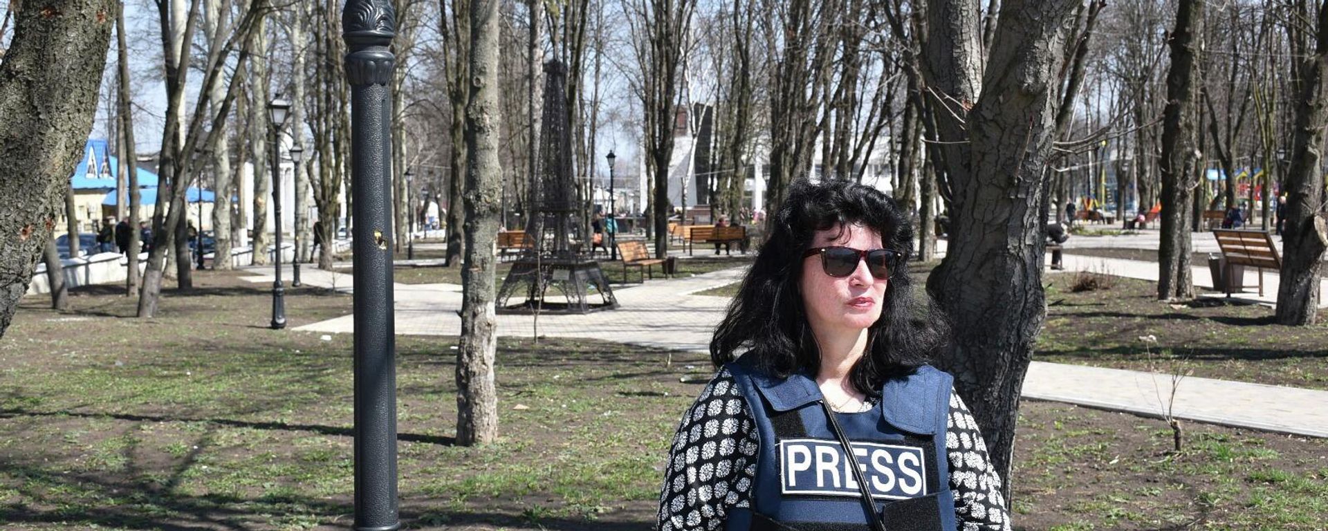 Dutch independent journalist Sonja van den Ende in Volnovakha  - Sputnik International, 1920, 21.04.2022