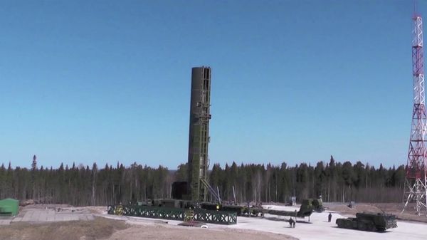 Loading a ballistic missile Sarmat before launch during testing. Screenshot of a video provided by the RF Ministry of Defense. - Sputnik International