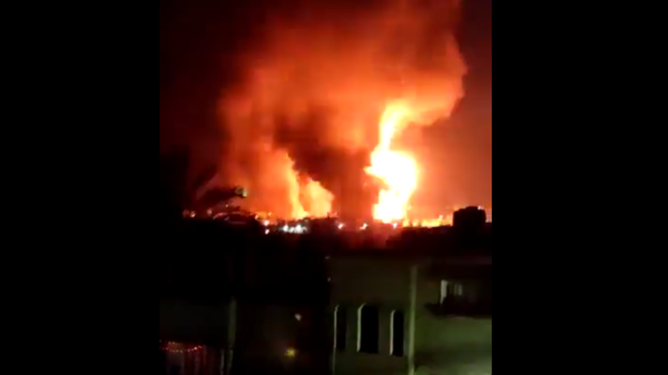 Israeli airstrikes in the central Gaza Strip on April 21, 2022 - Sputnik International
