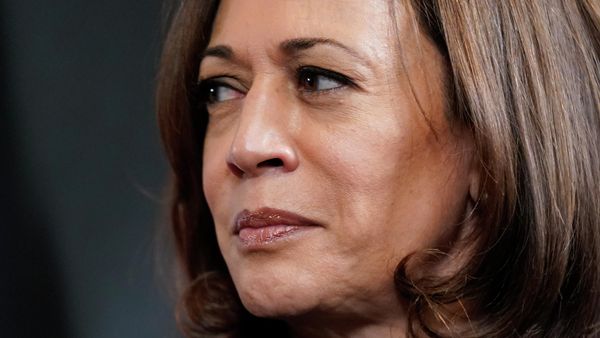 Vice President Kamala Harris meets with Tanzanian President Samia Suluhu Hassan in Harris' ceremonial office in the Eisenhower Executive Office Building on the White House campus, Friday, April 15, 2022, in Washington. (AP Photo/Patrick Semansky) - Sputnik International