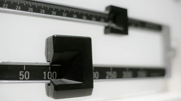 This Tuesday, April 3, 2018 file photo shows a closeup of a beam scale in New York. - Sputnik International